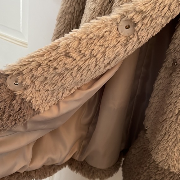 Kenneth Cole Coat - Picture 3 of 3